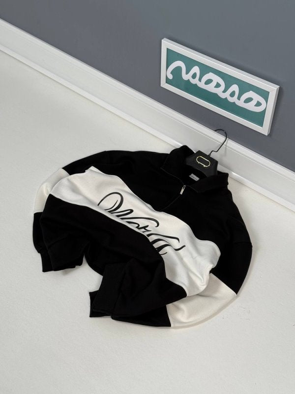 Half-Zip Pullover Sweatshirt –
